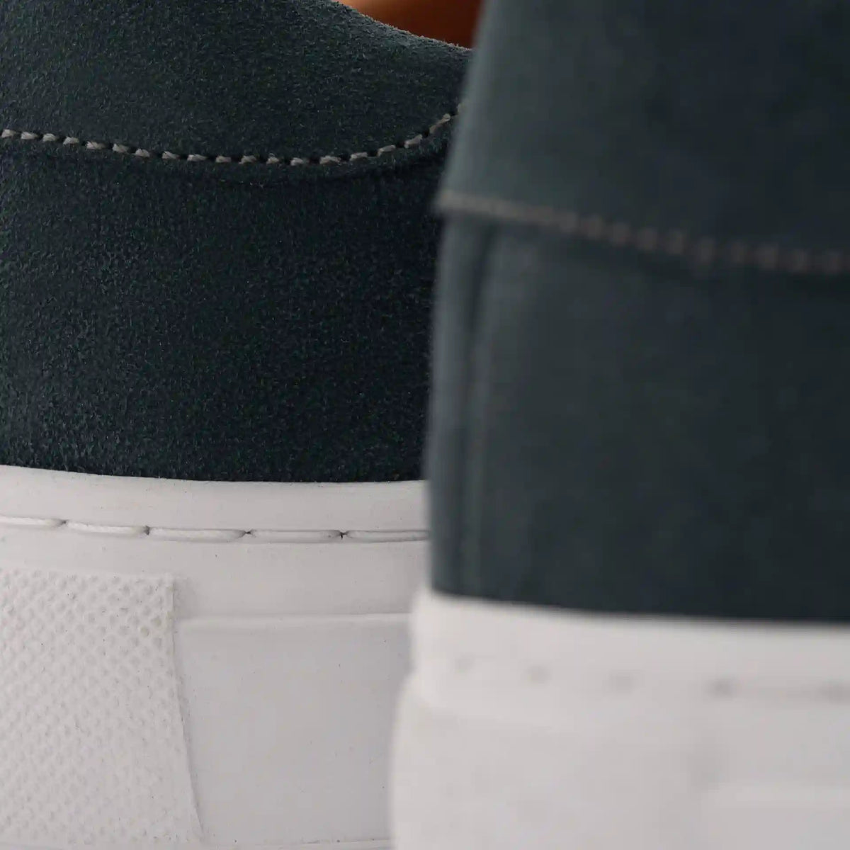Reid Sneakers - Suede - Women's