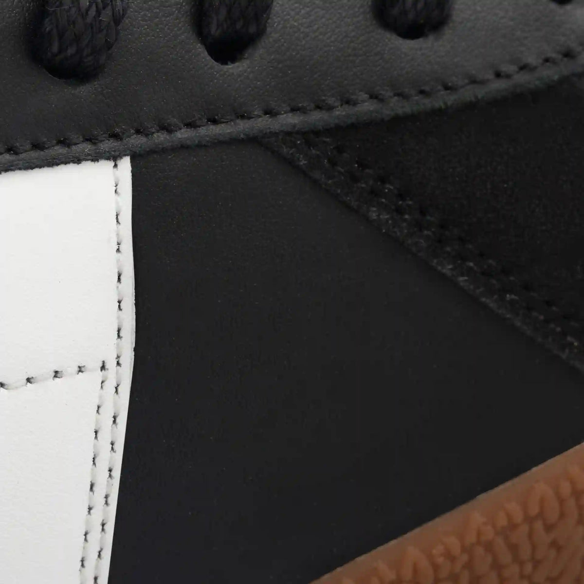 Morgen Trainers - Leather/Suede - Gum Sole - Women's