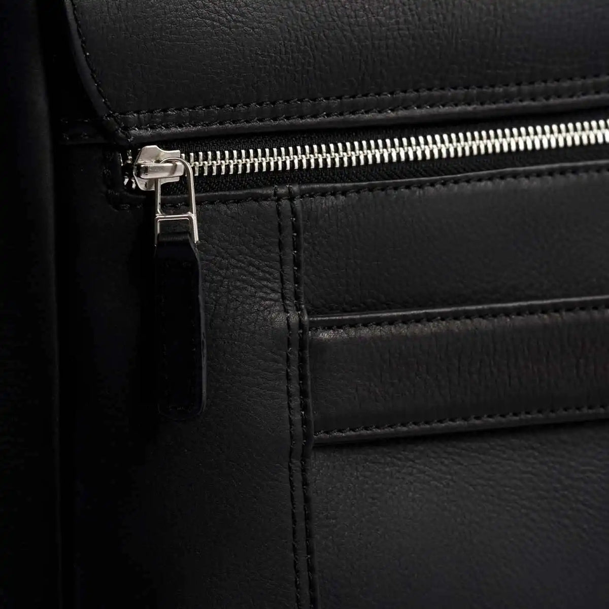 Marco Messenger Bag - Men's