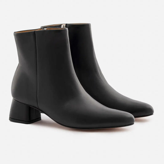 Savannah Booties - Full Grain Leather - Women's