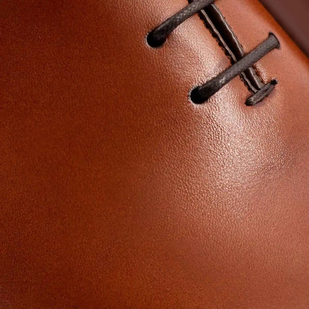 Valencia Wholecuts - Men's